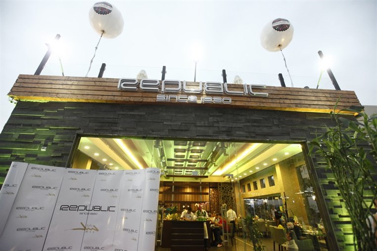 Opening of Republic in Jbeil